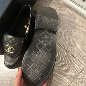 Quilted black Chanel flats size 36 with gold hardware